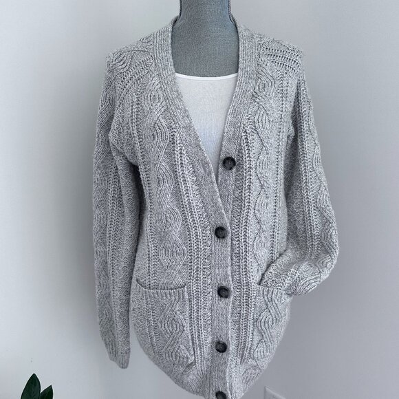 Women’s Cable Knit Cardigan sz M - Gray - Picture 1 of 13